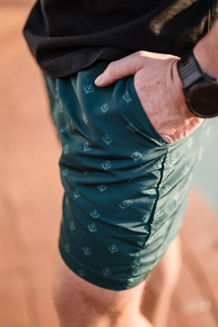 Republk Baai & Braai Shorts - Republk