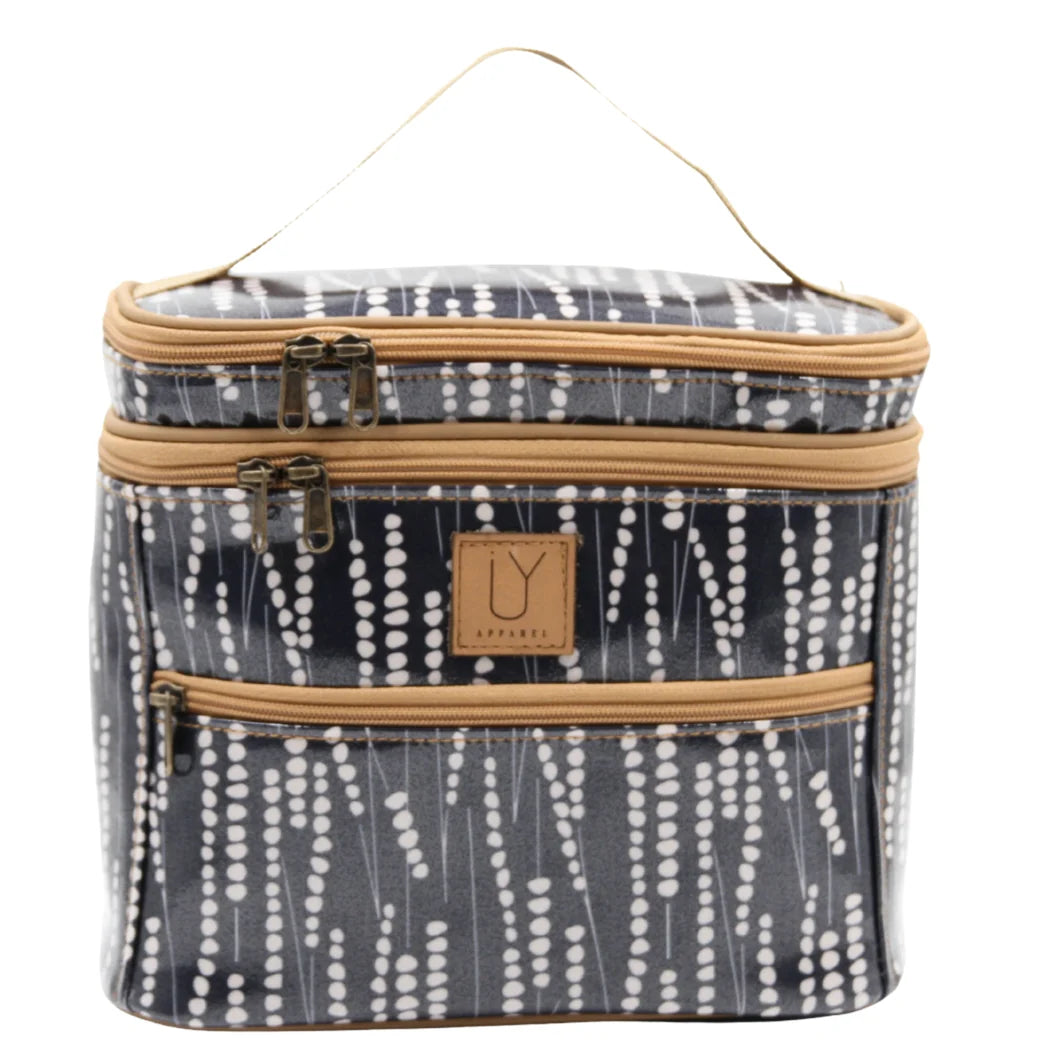 IY Apparel Stand Up Toiletry Bag